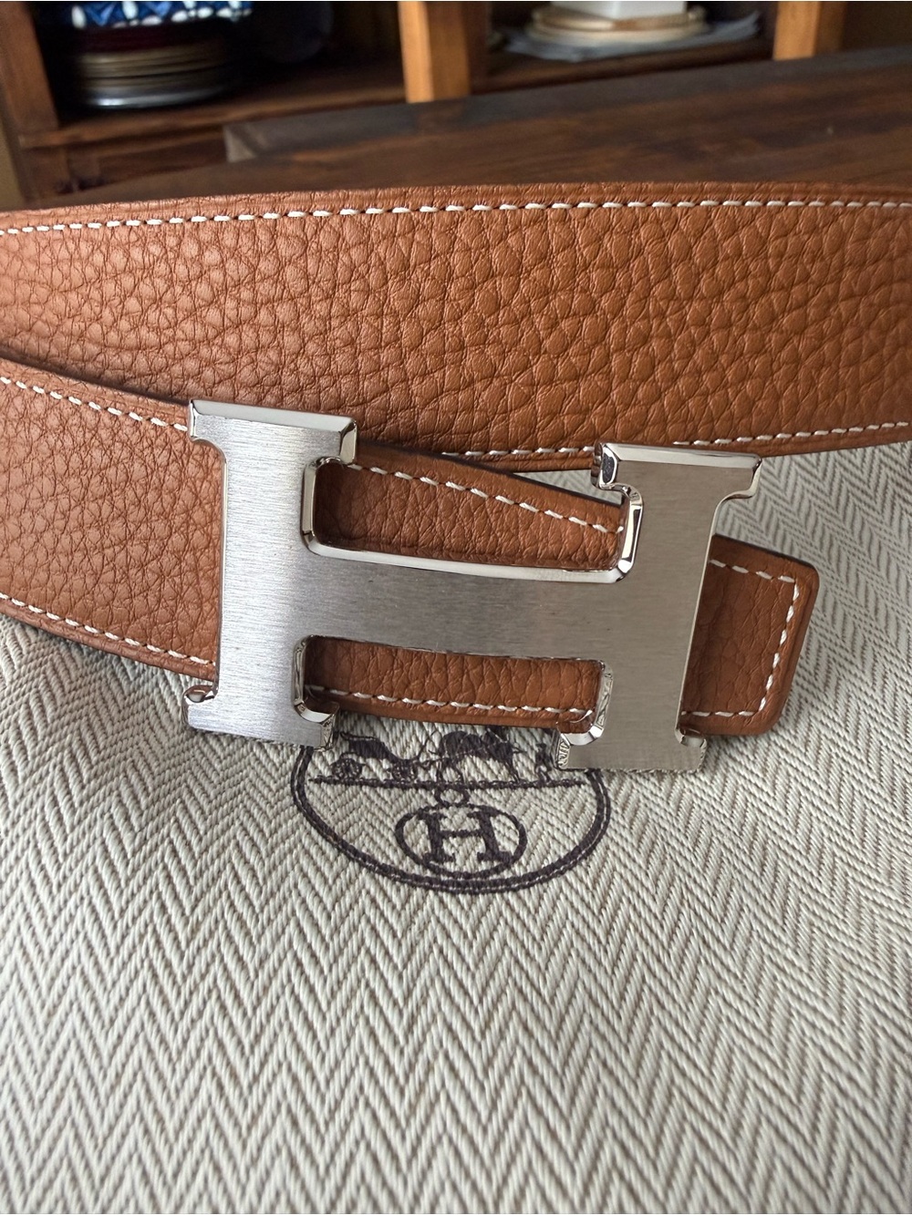Hermes Reversible Calfskin Belt with H Buckle in Brushed Silver - Picture 3 of 11